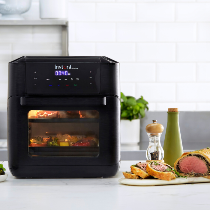 Air fryer oven instant outlet